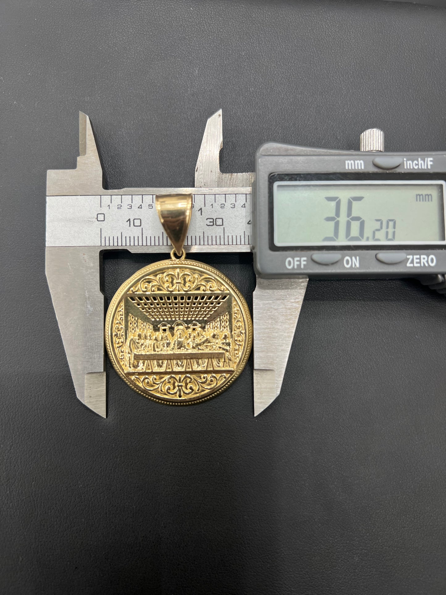 Gold 10k Last Supper Pendant