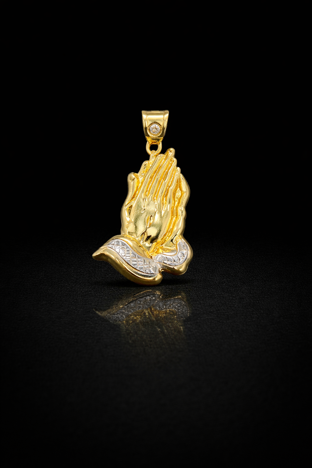 Gold 14k Praying Hands pendant Cz