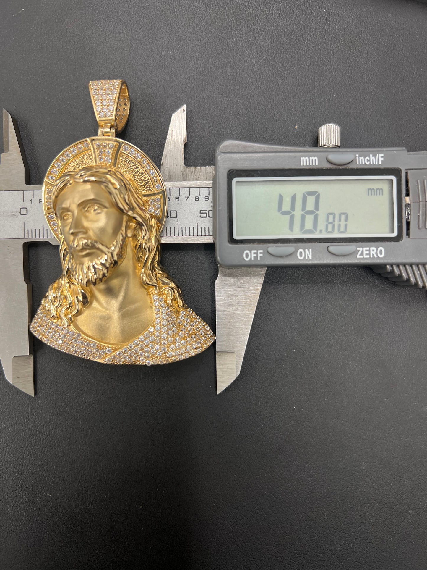 Gold 14k Jesus 3D Pendant Cz