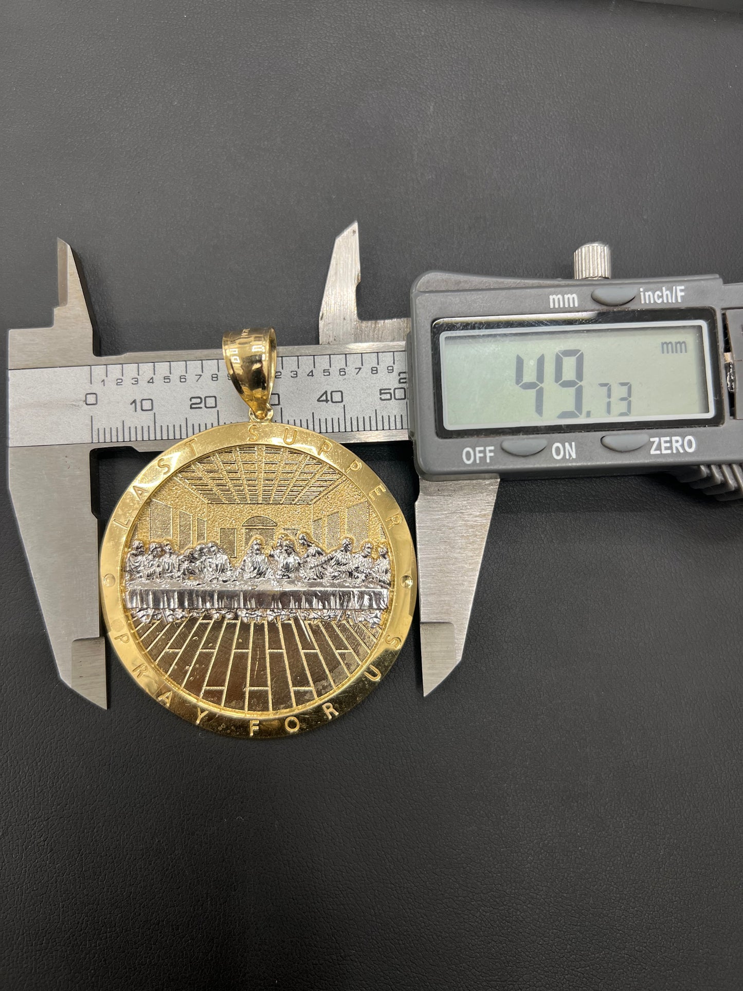 Gold 10k Last Supper Pendant