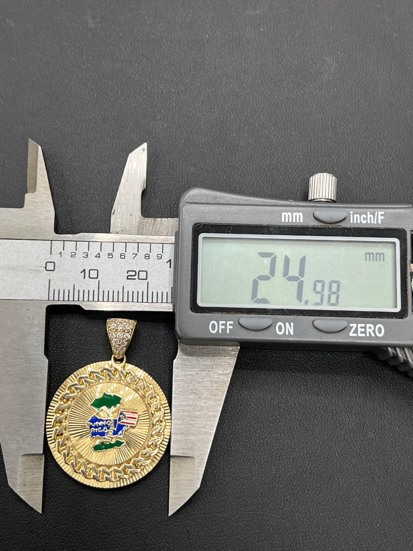 Gold 10k PR pendant