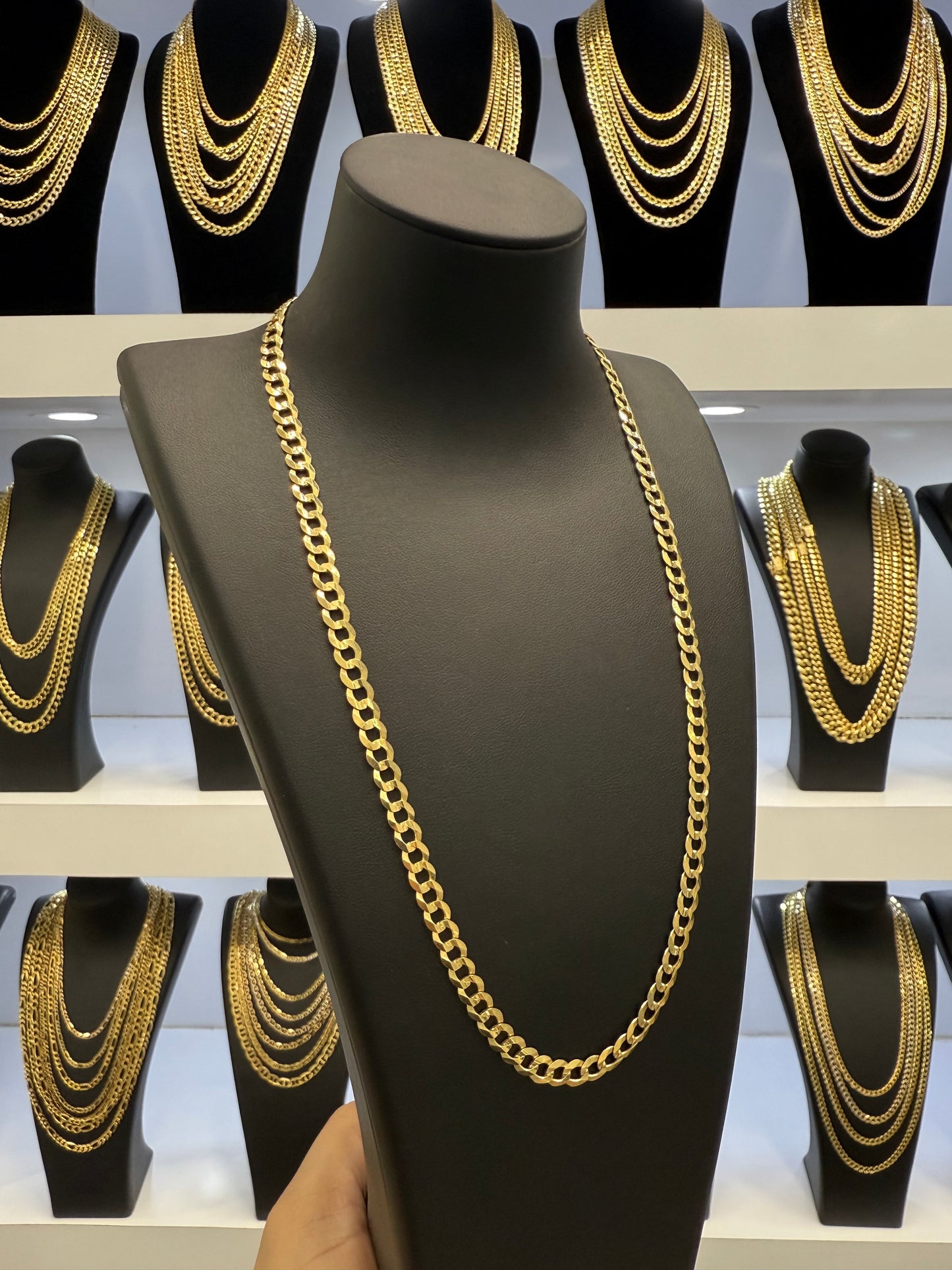 Solid 10k Curb Chain 6mm 22”
