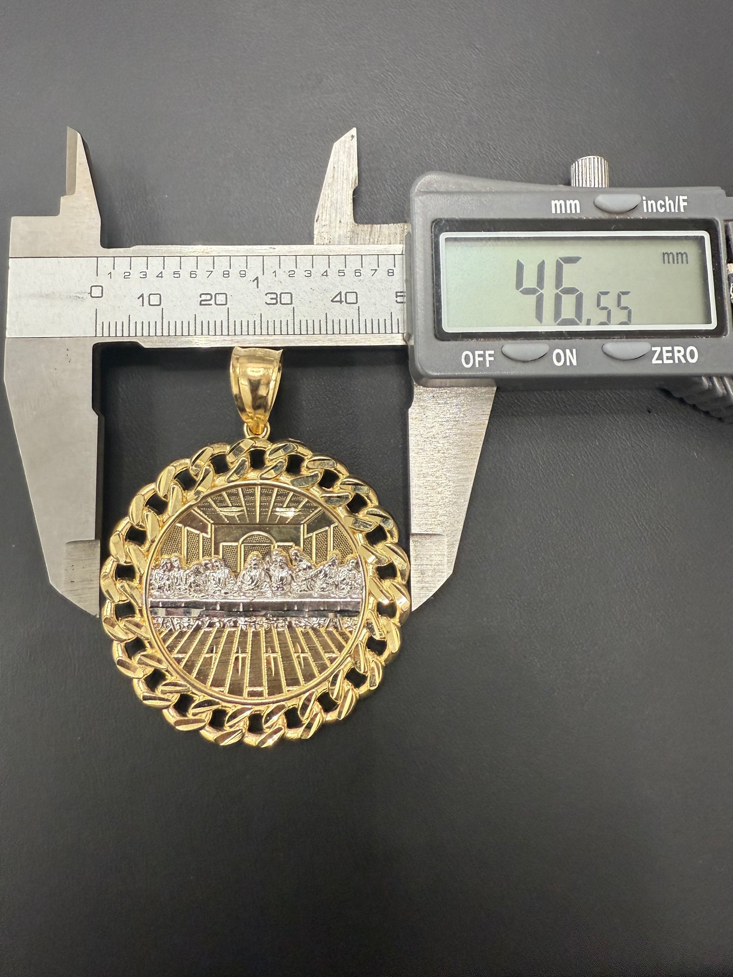 Gold 10k Last Supper Pendant